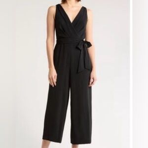 dkny 𖤓 nwot black wrap tie waist jumpsuit.